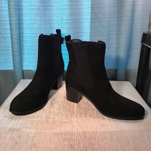 Brand new w Tags French Connection High Heel Black Boots size 9